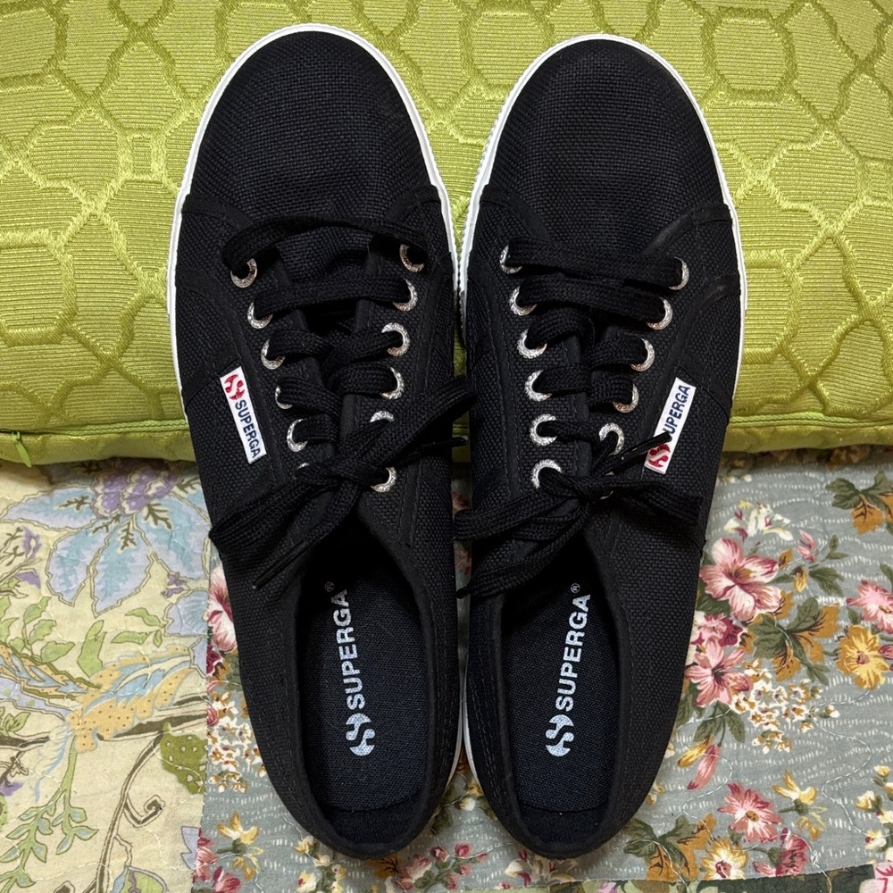 NWT Superga Black Canvas Platform Sneakers with White Sole